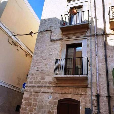 Casa Nicolaus Apartment Бари Екстериор снимка